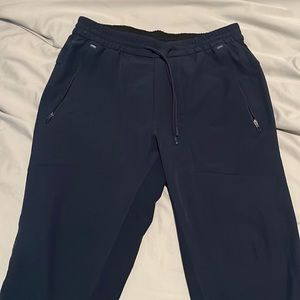 Lululemon men’s license to train jogger